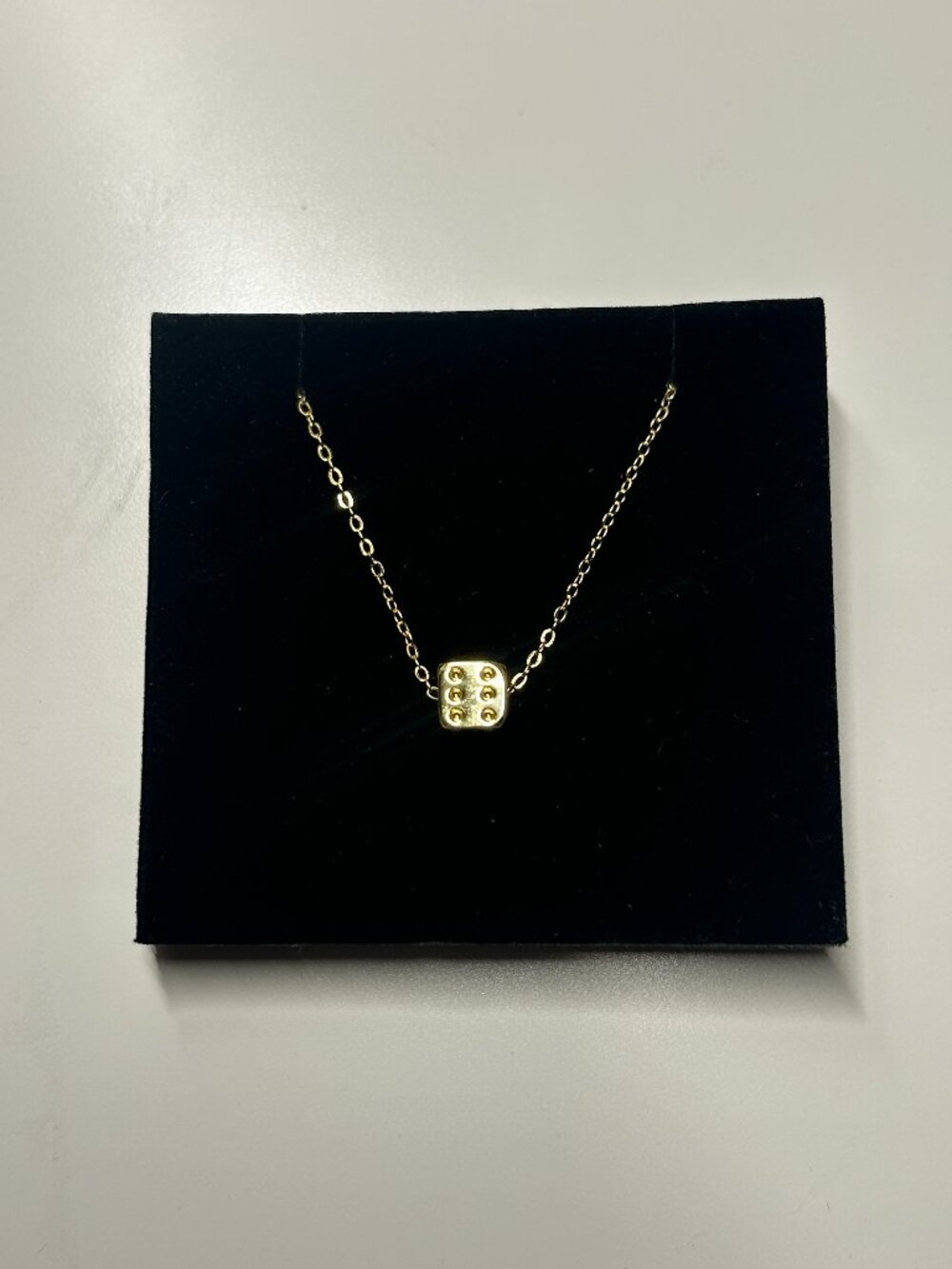 Evry Jewels Gold-Tone Dice Necklace Y2K Retro Pop Playful Fun Quirky Gifts EUC